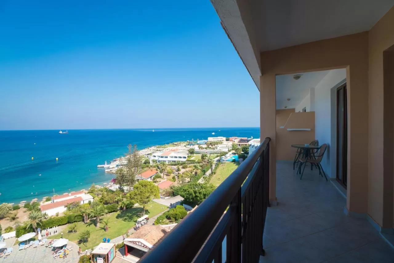 Helea Lifestyle Beach Resort Каллифея Экстерьер фото View from a balcony
