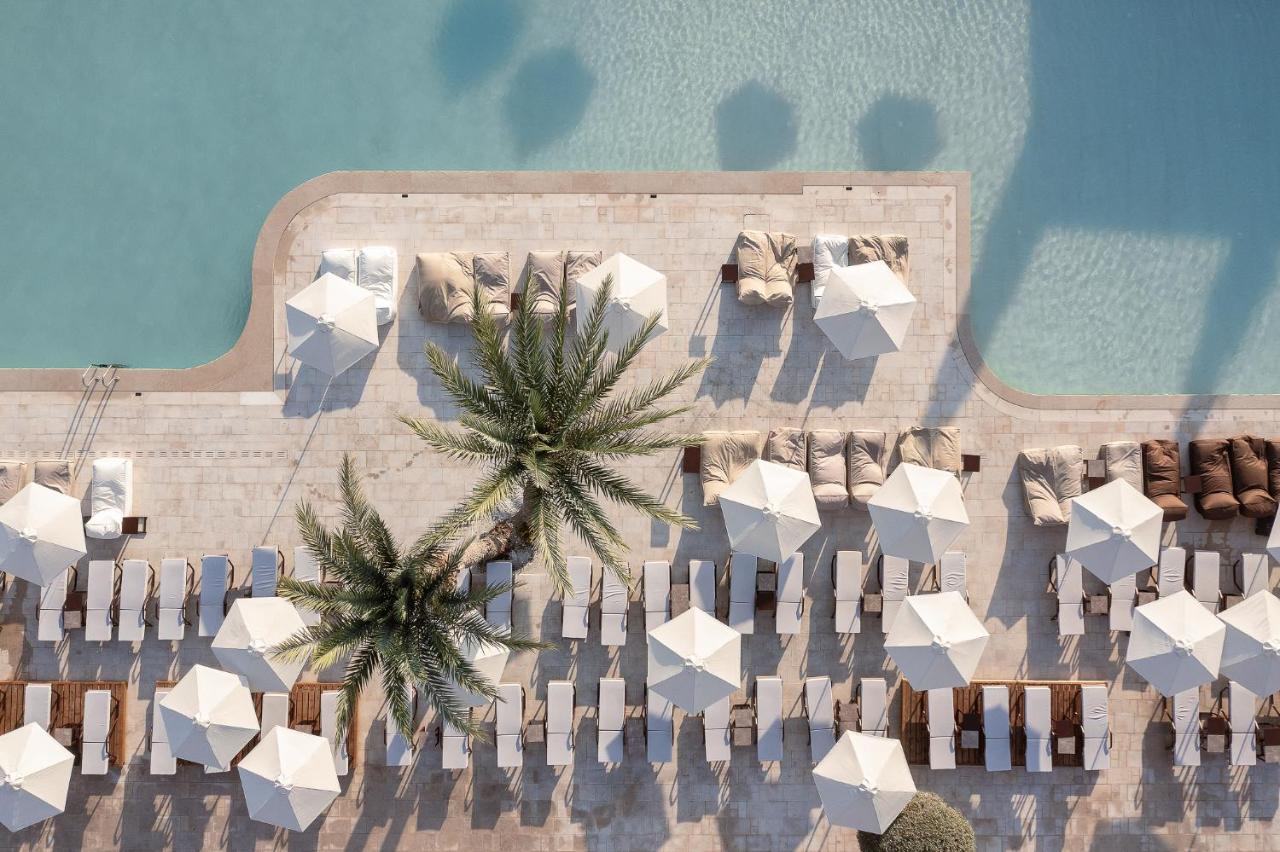 Helea Lifestyle Beach Resort Каллифея Экстерьер фото Aerial view of the pool at the Westin Dubai
